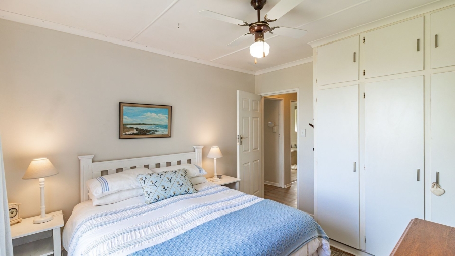 3 Bedroom Property for Sale in Sunrise On Sea Eastern Cape